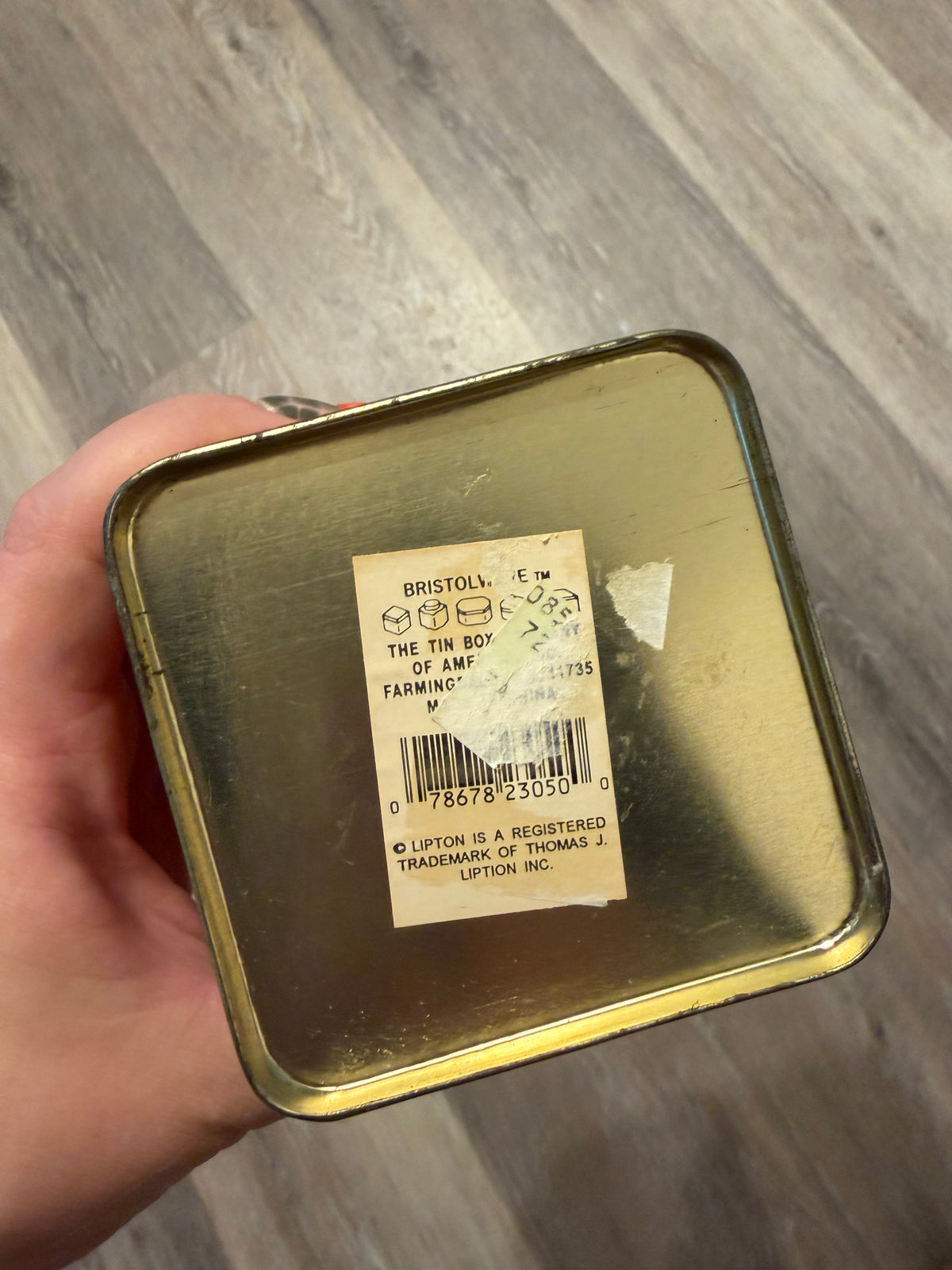 Vintage 1990s Lipton Tea Planter Ceylon Advertising Tin
