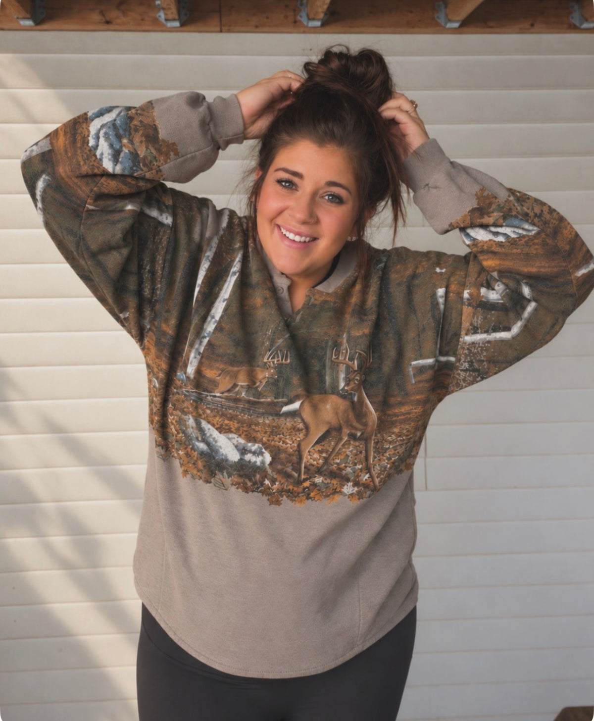 Vintage Artisans Whitetail Deer Hunting Sweatshirt | Made in USA | 2X