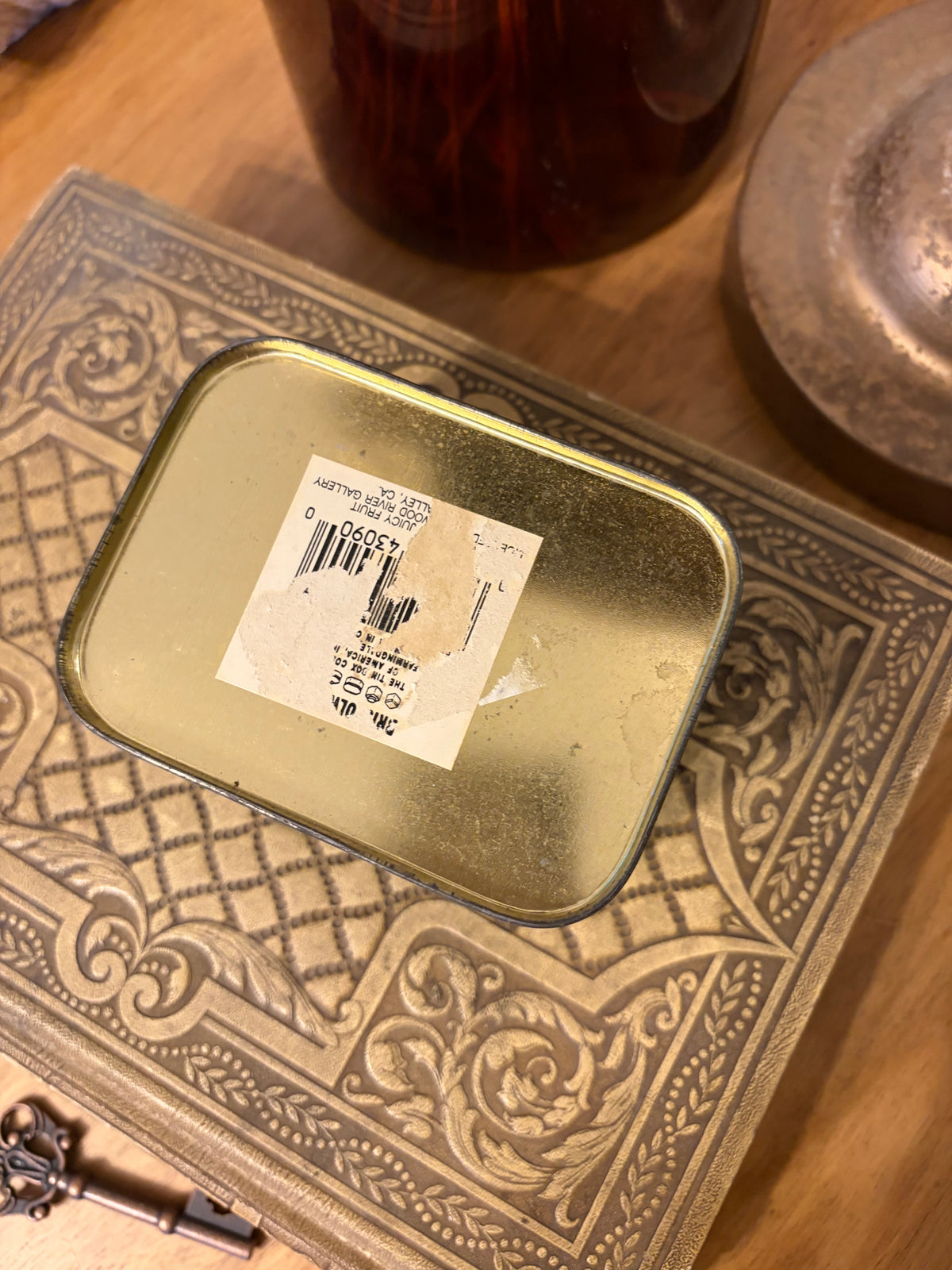 Vintage Bristol Ware Wrigley’s Juicy Fruit Advertising Tin