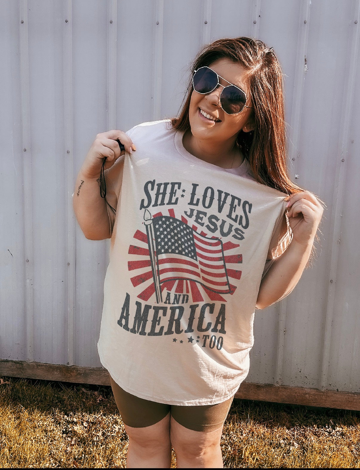 Loves Jesus And America